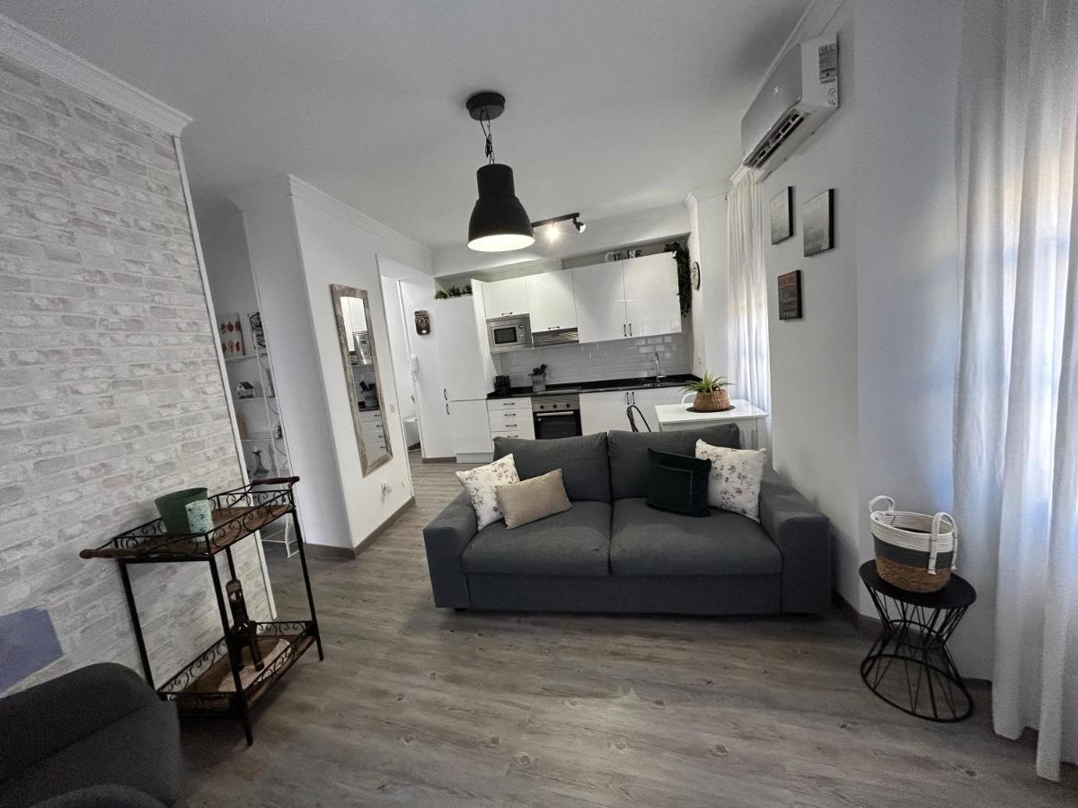 Elegante Apartamento Centro Historico De Malaga Bagian luar foto